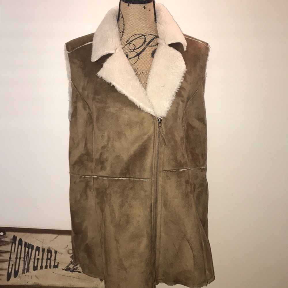 Snuggle Up in Style! Gorgeous Vegan Suede & Cozy Sherpa. Elegant & Warm